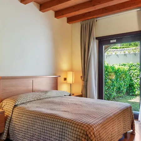 Alluring Holiday In With Garden