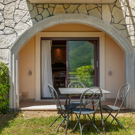 Alluring Holiday In With Garden *