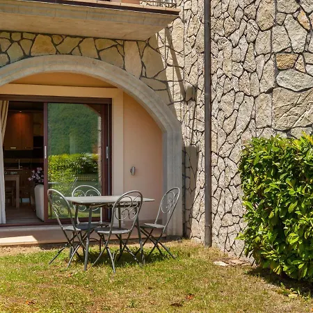 Ferienhaus Alluring Holiday In With Garden